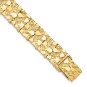 Elegant gold bracelet with heart-shaped links and a secure clasp.