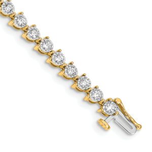 Elegant gold bracelet with heart-shaped diamonds.